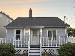 154 Cottage Street  Glace Bay, NS B1A 3T6