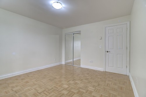 Chambre à coucher - 6810 Rue Marie-Guyart, Montréal (Lasalle), QC - Indoor Photo Showing Other Room