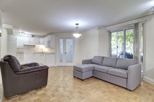 Salon - 6810 Rue Marie-Guyart, Montréal (Lasalle), QC - Indoor Photo Showing Living Room