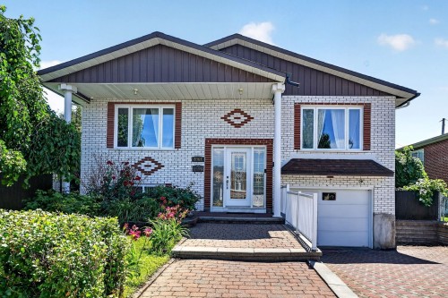 8362 Av. André-Ampère  Montréal (Rivière-Des-Prairies/Pointe-Aux-Trembles), QC H1E 3Y8