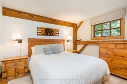 22 Newton Way  Clearview, ON L9Y 3Y9