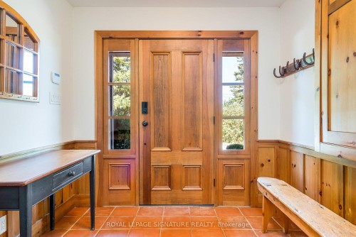 22 Newton Way, Clearview, ON - Indoor Photo Showing Other Room