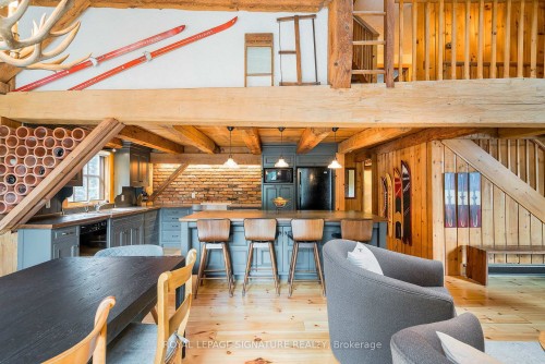 22 Newton Way, Clearview, ON - Indoor