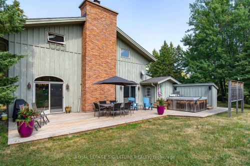 22 Newton Way, Clearview, ON - Outdoor With Deck Patio Veranda With Exterior
