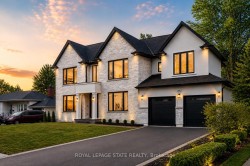 102 Cumming Court Hamilton, ON L9G 1V3