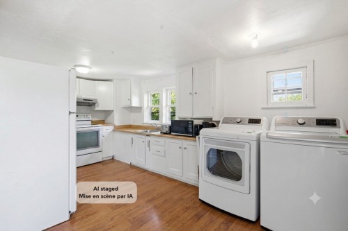 Salle de lavage - 39 10E Avenue, Deux-Montagnes, QC - Indoor Photo Showing Laundry Room