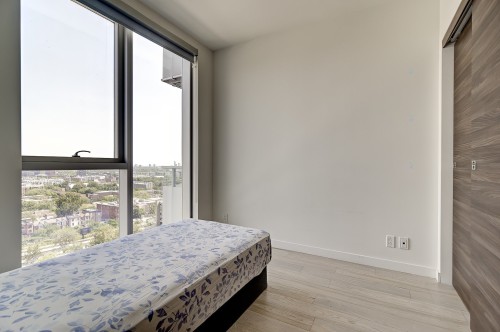Chambre à coucher - 1309-1450 Boul. René-Lévesque O., Montréal (Ville-Marie), QC - Indoor Photo Showing Bedroom