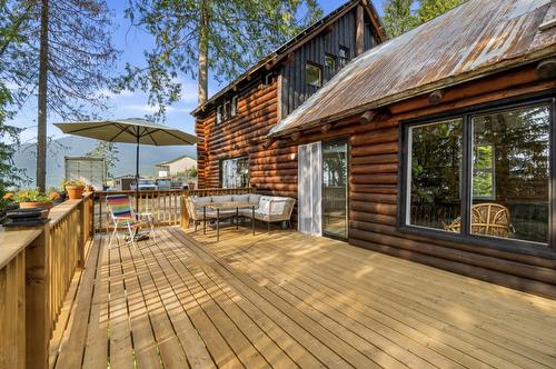 760 Kangaroo Trail, Nakusp, BC - Outdoor With Deck Patio Veranda With Exterior