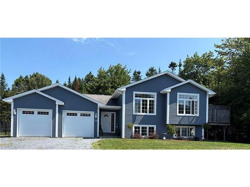 25 Isaac St, Rothesay, NB 