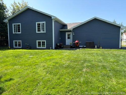 25 Isaac St, Rothesay, NB 