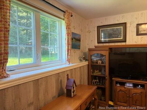 25 Isaac St, Rothesay, NB 