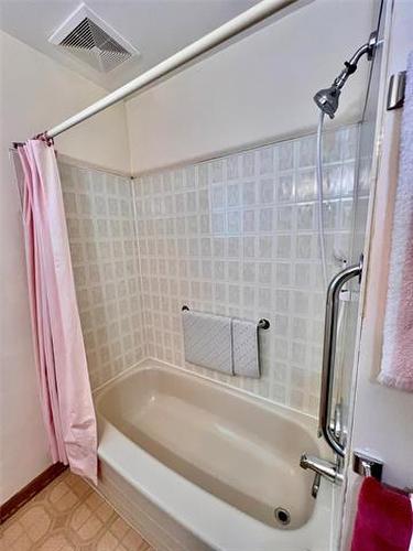 29 Bronstone Blvd, Winnipeg, MB - Indoor Photo Showing Bathroom