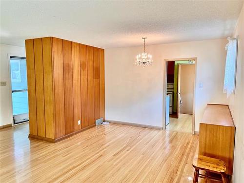 29 Bronstone Blvd, Winnipeg, MB - Indoor
