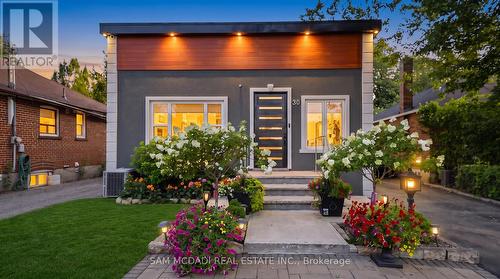 30 Maple Avenue N, Mississauga, ON - Outdoor