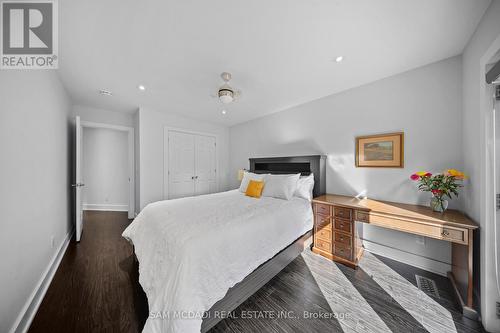 30 Maple Avenue N, Mississauga, ON - Indoor Photo Showing Bedroom