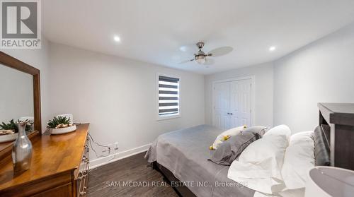 30 Maple Avenue N, Mississauga, ON - Indoor Photo Showing Bedroom