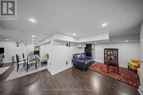 30 Maple Avenue N, Mississauga, ON - Indoor