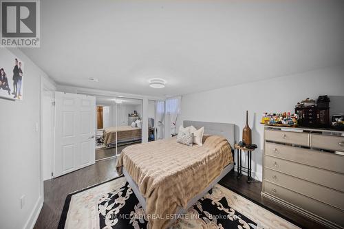 30 Maple Avenue N, Mississauga, ON - Indoor Photo Showing Bedroom