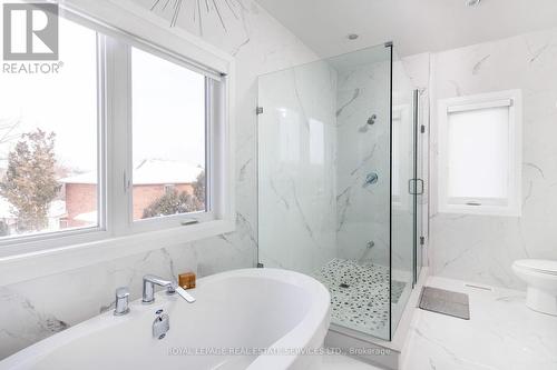 175 Burloak Drive W, Oakville, ON - Indoor Photo Showing Bathroom