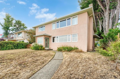 2168 Esplanade, Oak Bay, BC 