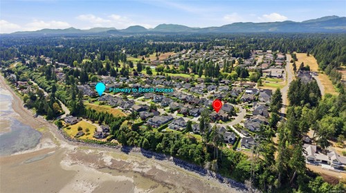 880 Bluffs Dr, Qualicum Beach, BC 