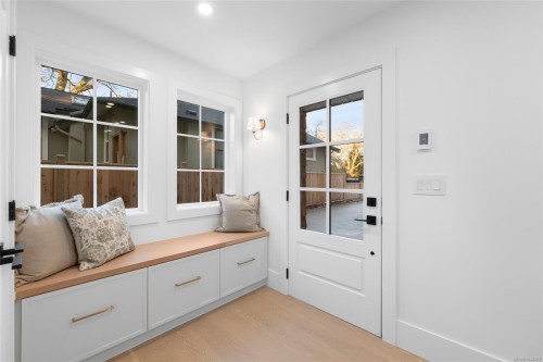#A-786 St. Patrick St, Oak Bay, BC 