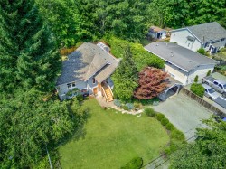 970 1st St Courtenay, BC V9N 1A9