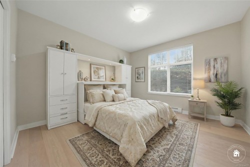 #101-1325 Cape Cod Dr, Parksville, BC - Indoor Photo Showing Bedroom