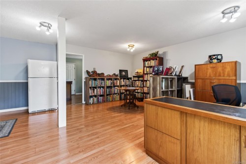 701 Glenalan Rd, Campbell River, BC 