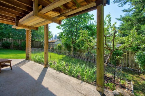 701 Glenalan Rd, Campbell River, BC 