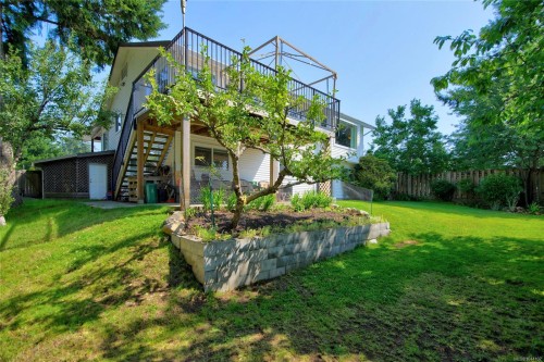 701 Glenalan Rd, Campbell River, BC 