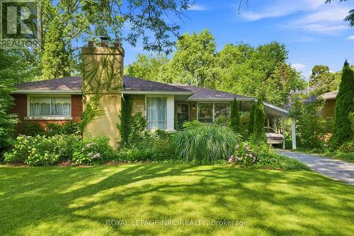 102 MASTERSON DRIVE  St. Catharines (Glendale/Glenridge), ON L2T 3R2