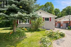 UPPER - 531 RODD AVENUE Pickering, ON L1W 2B1
