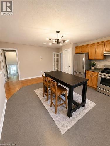 7 Spitfire Drive, Mount Hope, ON - Indoor Photo Showing Kitchen