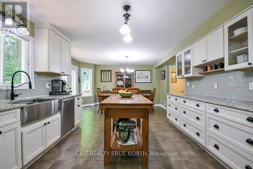 3889 Baseline Road, Springwater, ON - Indoor Photo Showing Kitchen With Upgraded Kitchen