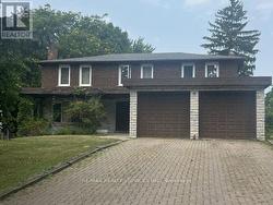 4 PINE RIDGE LANE Brampton, ON L6W 1G6
