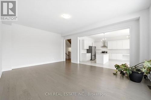125 Raspberry Ridge Avenue, Caledon, ON - Indoor