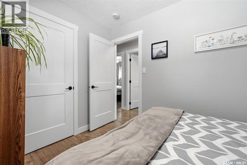 1566 Grosvenor Street, Regina, SK - Indoor Photo Showing Bedroom