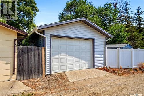1566 Grosvenor Street, Regina, SK - Outdoor With Exterior