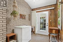 Breezeway leading to pool/backyard - 