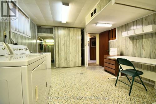18 Pullen Avenue, St. Thomas, ON - Indoor Photo Showing Laundry Room