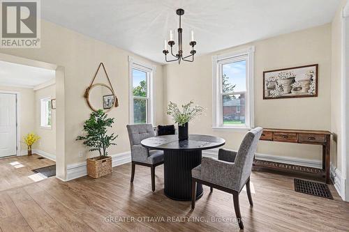 A dining room big enough for large gatherings - 3607 Mcbean Street, Ottawa, ON - Indoor Photo Showing Dining Room