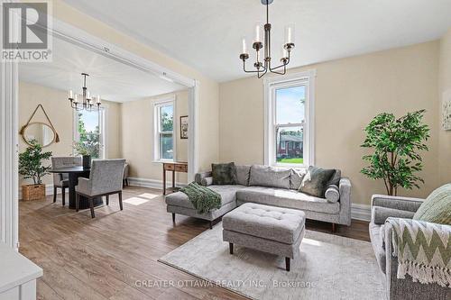 Spacious Dining room and living area - 3607 Mcbean Street, Ottawa, ON - Indoor Photo Showing Living Room