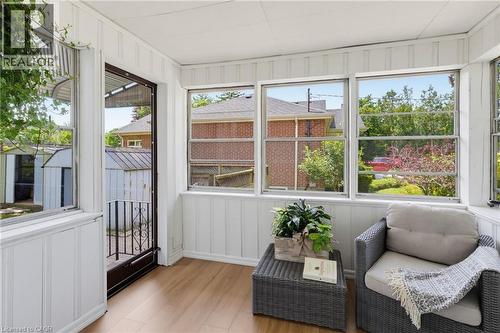 386 Patricia Drive, Burlington, ON - Indoor