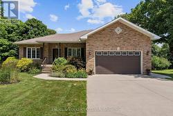876 CENTER STREET Mcnab/Braeside, ON K0A 1G0