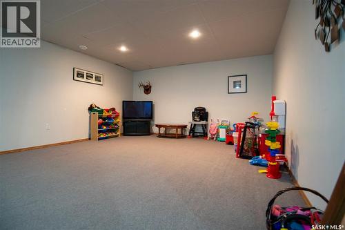 447 1St Street E, Annaheim, SK - Indoor