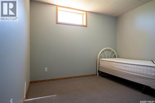 447 1St Street E, Annaheim, SK - Indoor