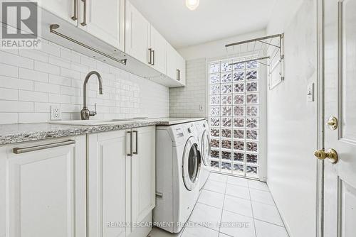 21 Moss Boulevard, Hamilton, ON - Indoor