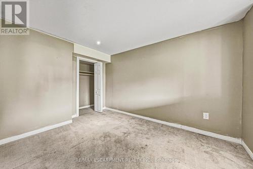21 Moss Boulevard, Hamilton, ON - Indoor Photo Showing Other Room