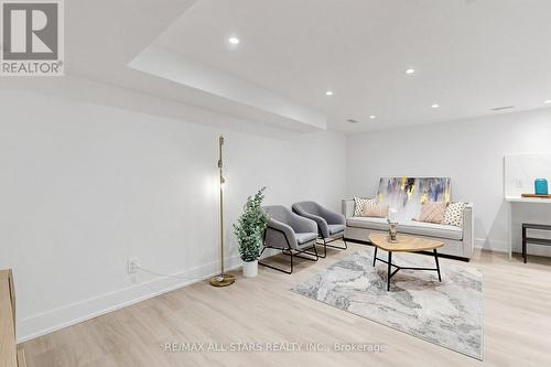 127 Banff Road, Toronto, ON - Indoor Photo Showing Living Room